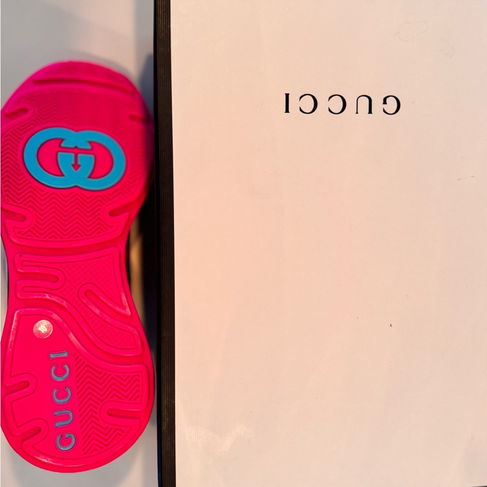 Gucci Mens Ultrapace R " Mismatched Neon yellow pink" GG Sample Sneakers- NWB - Picture 4 of 7